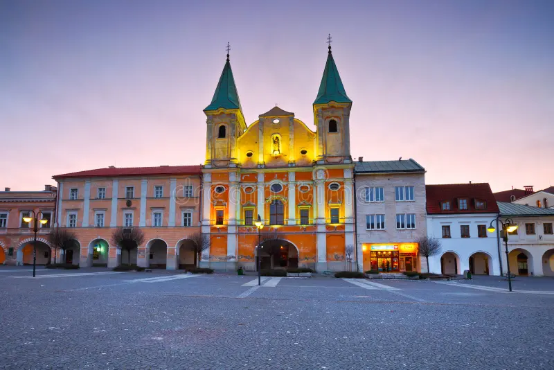 Zilina im Abendlicht, dies ist die Stadt in welcher die Tochtergesellschaft SW-Tech ihren Firmensitz hat.